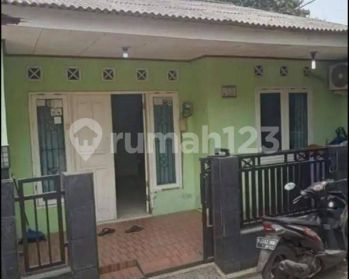 Rumah Nyaman jual cepat deket Gor Ciracas dan mall cijantung
