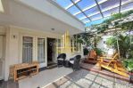 thumbnail-disewakan-rumah-di-turangga-full-furnished-luxury-with-swimming-pool-2