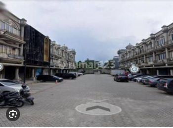 Ruko Gandeng 3 De Mansion, Alam Sutera 261 m²