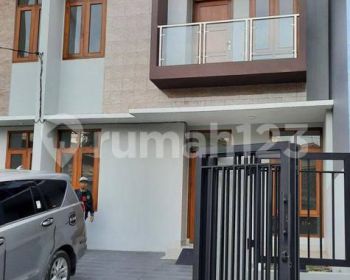 Satu2nya Rumah baru mewah kebagusan jagakarsa ls.150mtr 2.1m