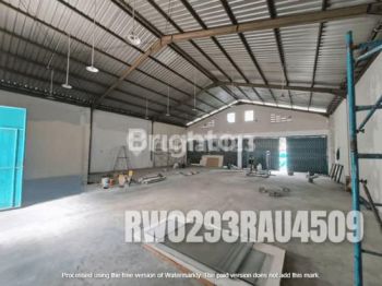 GUDANG SIAP PAKAI DI RUNGKUT ROW JALAN DOUBLE WAY DEKAT MERR