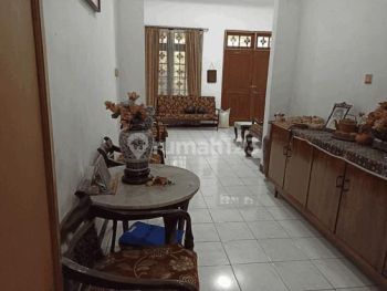 Rumah Di Pegangsaan Menteng Jakarta Pusat