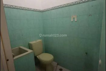 Disewakan Rumah 2 Lantai Di Rawamangun Jakarta Timur  Bagus Siap Huni HJ121223