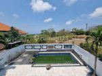 thumbnail-beautiful-newly-renovated-freehold-villa-with-ocean-and-gwk-view-3
