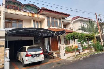 Disewakan Rumah Riverpark Bintaro
