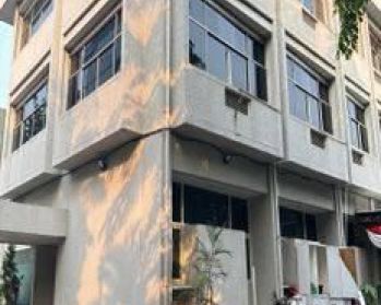 Gedung Raden Saleh 3,5 Lantai Lokasi Strategis