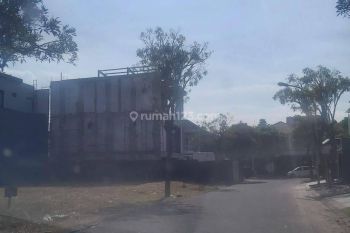 Kavling Lokasi Ciamik Kawasan Elit di Graha Famili