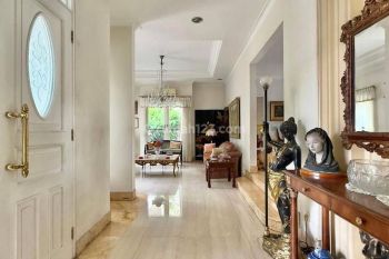 Rumah Kebayoran Baru Dijual Murah Prime Area Dekat Taman