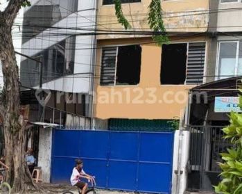 Langka Ruko Raya Pucang Anom SHM Ruko Raya Pucang Anom