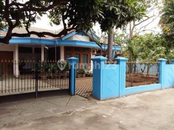 Banting Harga Jual Murah Rumah Besar Plus Kost di Depok SHM