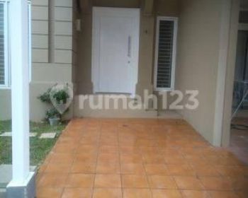 Disewa Rumah 2 lantai, di Cluster Elista, Gading Serpong