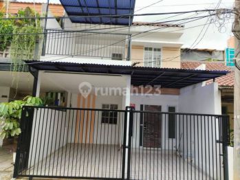 Rumah Baru 2 Lt Regensi Melati Mas Serpong Tangerang