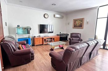 Rumah Muara Karang Blok 8