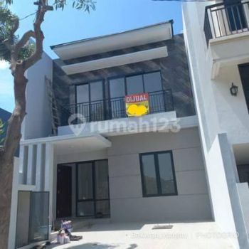 Rumah Baru di Pakuwon City