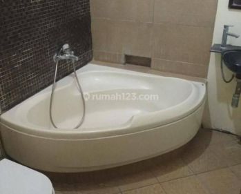 Jual sewa Rumah Mekarwangi SHM bonus AC