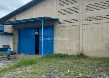 Gudang di Cikupa Tangerang Luas 2600m2, Pinggir Jalan Raya