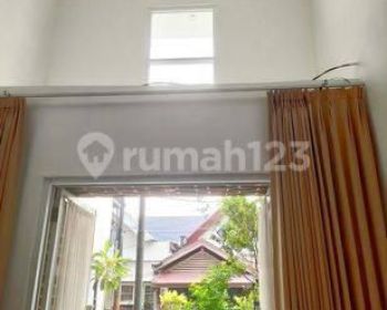Rumah Bagus dan Terawat Sudah RENOV Di Bintaro Sektor
