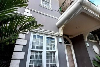 Rumah Cantik 2 Lantai Dalam Cluster Exclusive Villa Cinere Mas