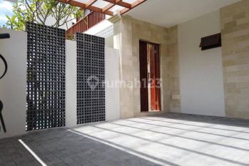 Dijual Villa Baru Dekat Pantai Ktewel Sanur Furnished