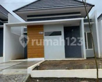 Sewa murah Rumah baru di BSB