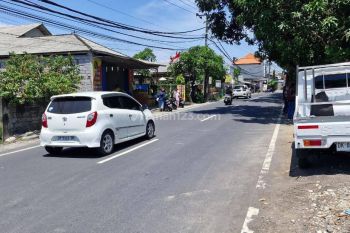 Disewakan tanah dijalan utama sedap malam dkt sanur dan renon
