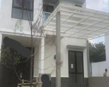 Disewakan Rumah Masih Baru Di Kawasan Elit BSB city