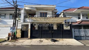 Rumah 2 Lantai Bagus di Kelapa Gading, Jakarta Utara