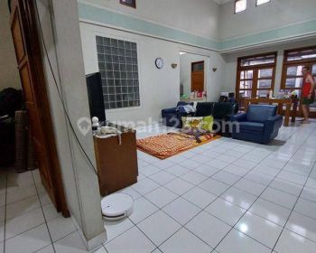 TERMURAH di SAYAP PASTEUR ‼️ Rumah klasik terawat Sayap Pasteur hitung tanah ‼️