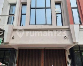 Ruko sewa hibrida raya, 2lantai, siap huni, bagus, negosiasi, strategis