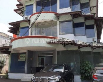 Gedung Jl Pemuda 3 lantai
