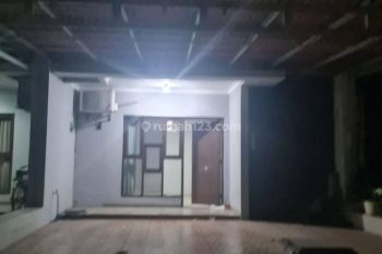 Disewakan Rumah Cluster Valeria di Metland Menteng Cakung