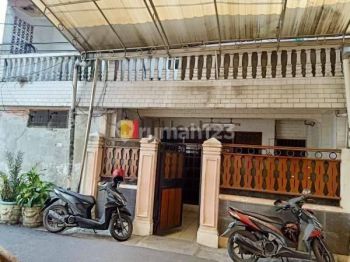 Rumah jual nego smp  jadi  di Petojo dekat sekolah SBM Jakarta Pusat
