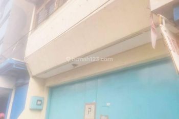 Ruko 3,5 Lantai Mainroad Jalan Garnasih Ciateul Bandung