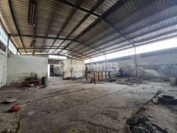 Gudang Bagus Dan Luas di Mainroad Kopo, Bandung