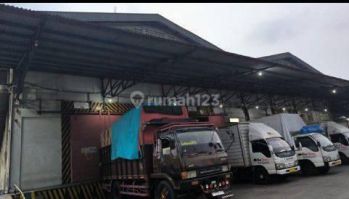 Disewakan gudang komersial di Ciracas, Jakarta Timur