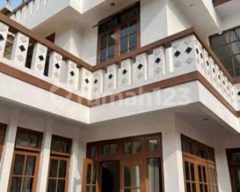 Di JUAL cepat, rumah bagus , cluster terdepan, dekat pintu tol di Kota Wisata 2