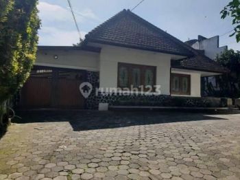 Dijual Rumah 1 Lantai Dijalan Cipaganti Bandung Wetan Jawa Barat.