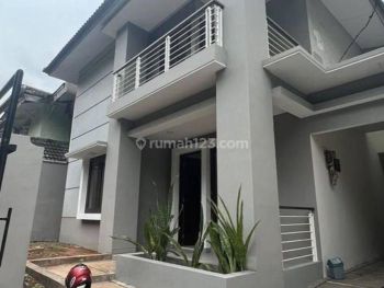 Rumah Pinggir jalan bisa untuk office di bintaro sektor 9