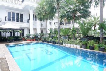 Rumah Mewah Permata Hijau Jakarta Selatan 800m2 Kolam Renang SHM Utara