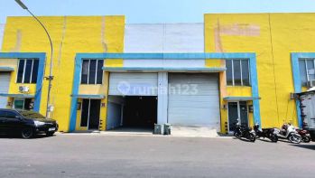 Gudang bizpark cakung, jalan utama, gandeng, @303m, siap pakai, strategis