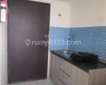 thumbnail-disewakan-furnished-2br-apartemen-jarrdin-siap-huni-0