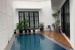 thumbnail-rumah-mewah-nyaman-bangunan-mandiri-lengkap-dengan-private-swimming-pool-di-bsd-9