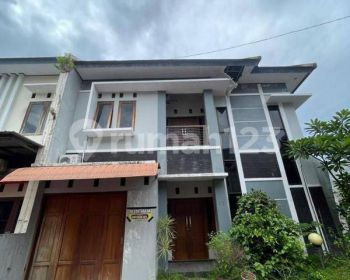 RUMAH 2 LANTAI DI PERUMAHAN PASTIKA POGUNG RAYA RESIDENCE LOKASI STRATEGIS DI