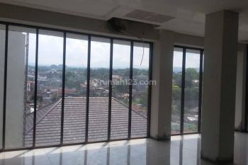 Gedung Baru Cocok Untuk Segala Usaha Disetiabudi, Bandung