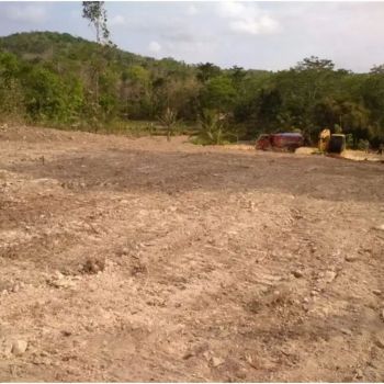 Tanah Dekat wisata Kalibiru di Nanggulan Barat Jalur Bedah Menoreh