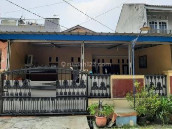 Rumah Bagus di Tytyan Kencana, Bekasi B0011