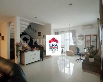 Dijual Rumah Hoek 3 Lantai Bagus, Mewah Siap Huni Di Sevilla Bsd