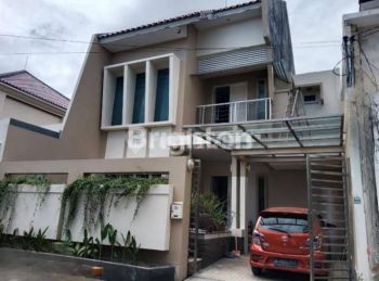 RUMAH ALA VILLA FULL FURNISHED ONE GATE SYSTEM 10 MENIT KE PANTAI