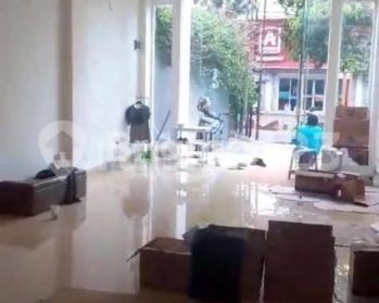 RUKO 2 LANTAI LOKASI SANGAT STRATEGIS DI JAKARTA SELATAN