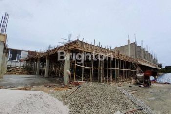 BALIKPAPAN, RUKO PALLADIUM STRATEGIS DI GRAND CITY
